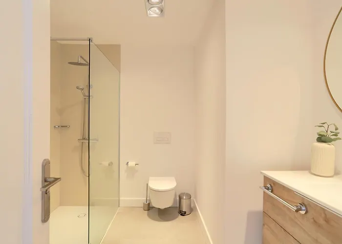 Alba & Daniel's Con Vista Su Lobos, *